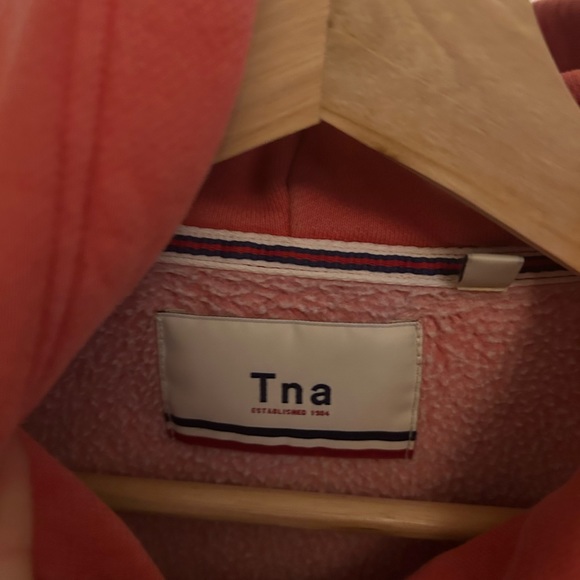 TNA hoodie - Picture 3 of 3